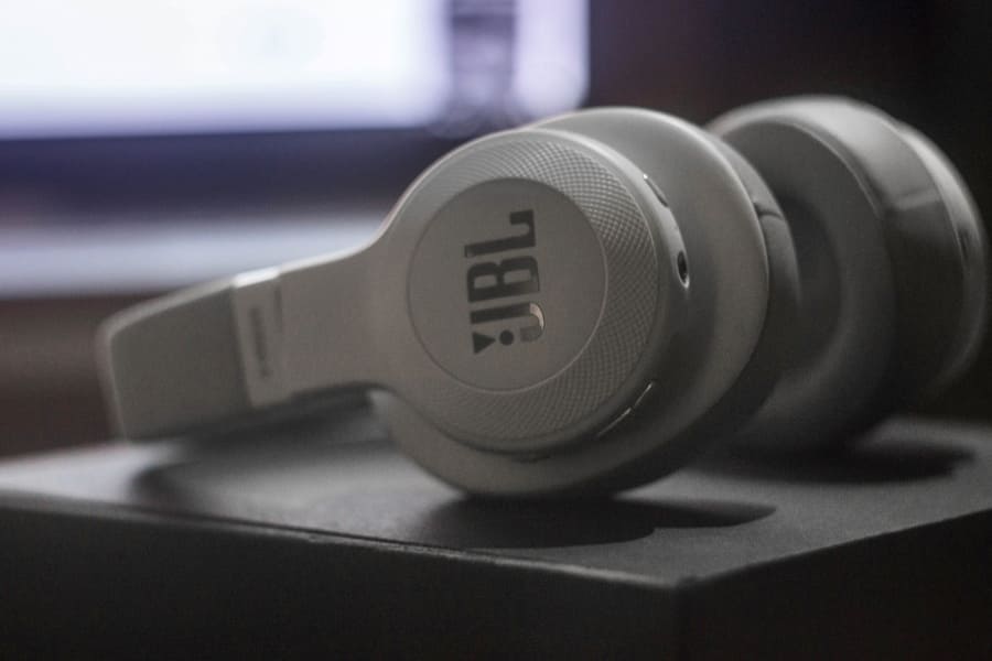 JBL E55BT Най-добрите слушалки JBL E55BT