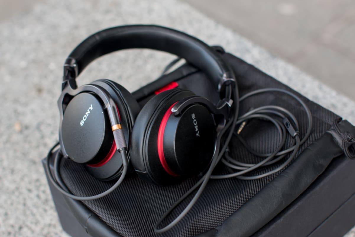 Sony MDR-1A най-добрите слушалки в пълен размер на Sony MDR-1A
