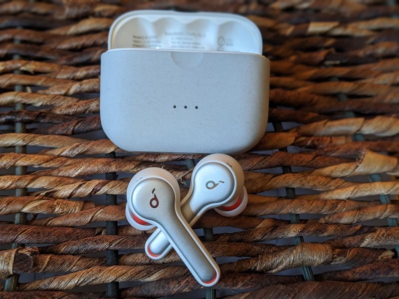 Anker Soundcore Liberty Air 2 Най-добрите вакуумни слушалки Anker Soundcore Liberty Air 2