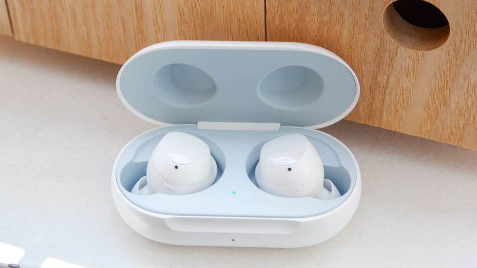 Слушалки за телефон Samsung Galaxy Buds + Слушалки за телефон Samsung Galaxy Buds +